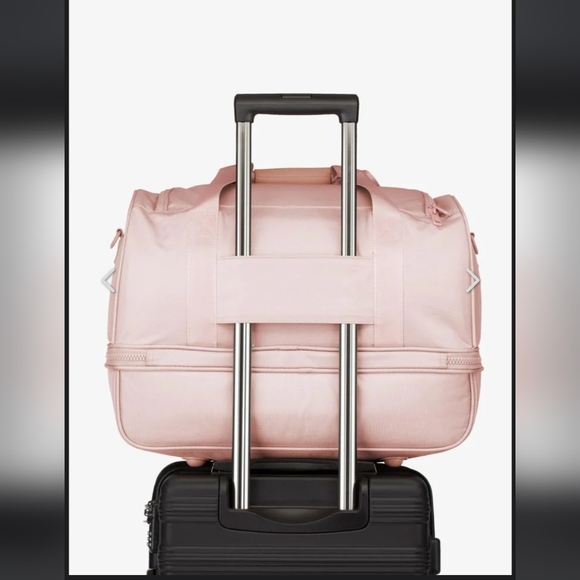 CALPAK Stevyn Duffel Bag Pink Shoe Compartment Travel Gym Weekend Zip Closure - Picture 3 of 4
